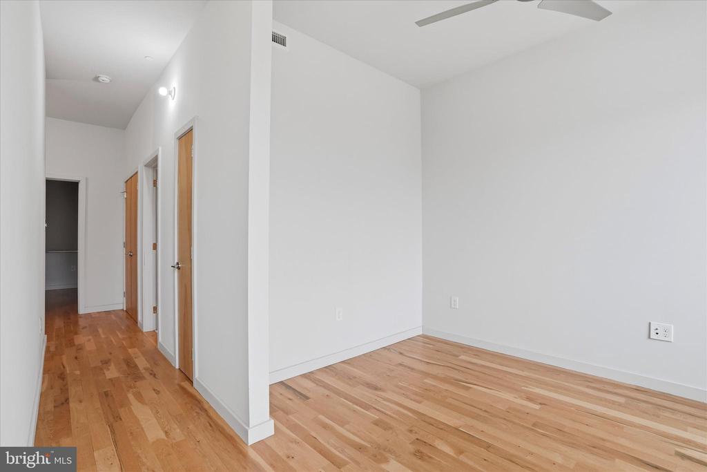 1734 FOLSOM STREET