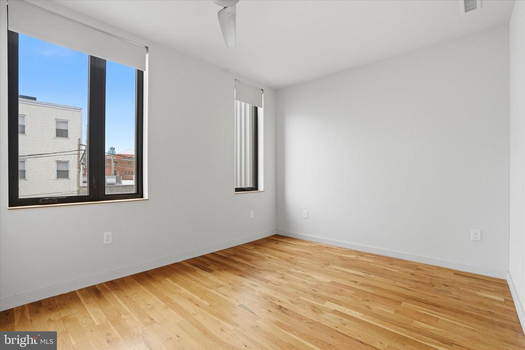 1734 FOLSOM STREET