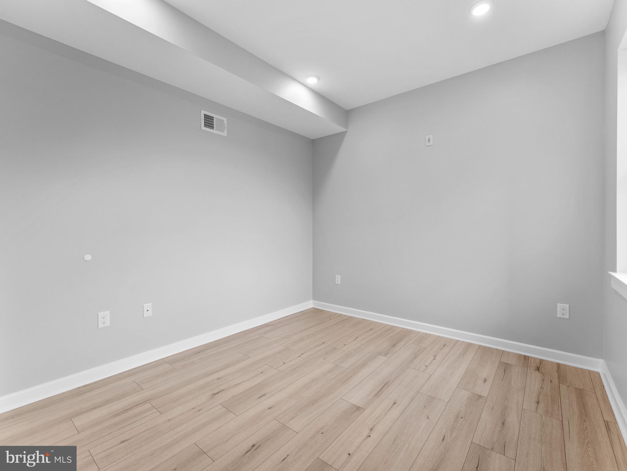 1682 N 54TH STREET