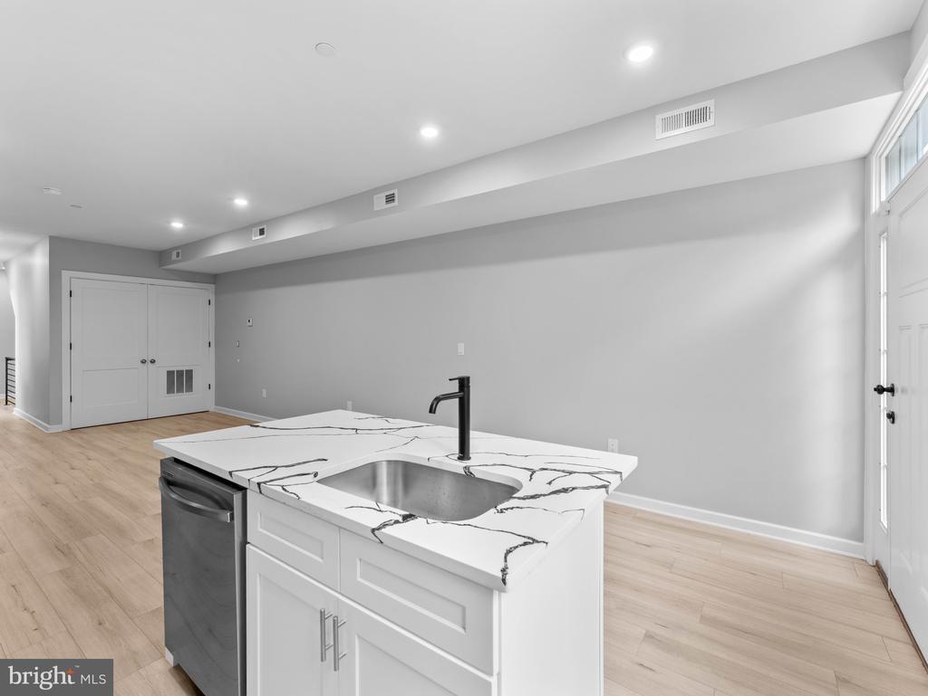 1682 N 54TH STREET