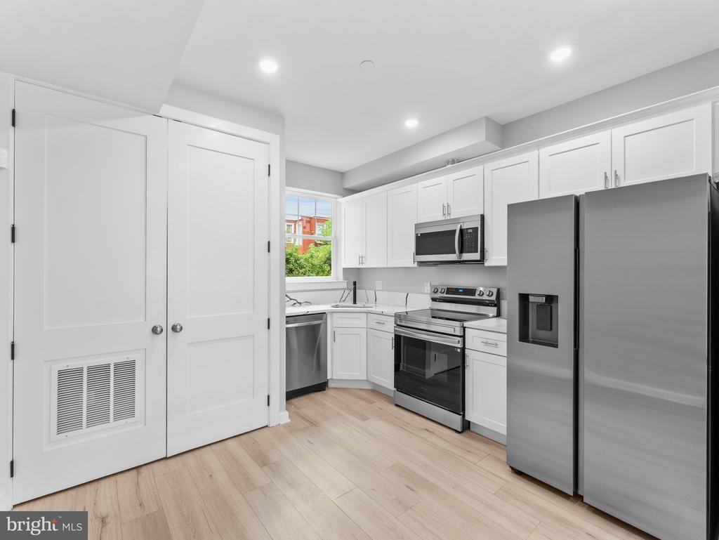 1682 N 54TH STREET
