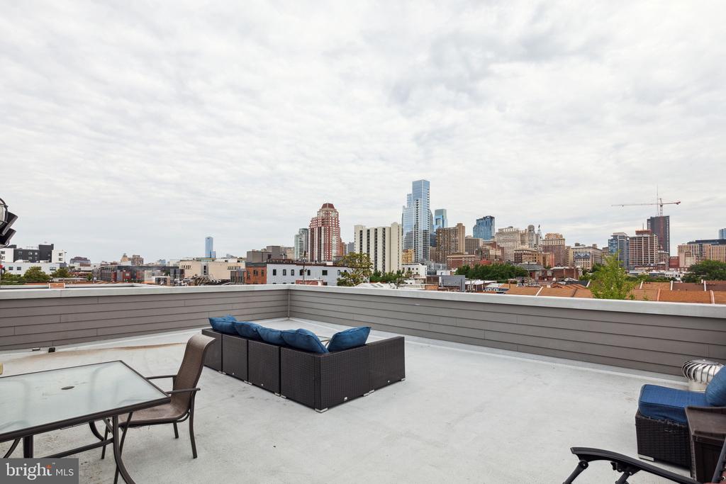 708 S SARTAIN STREET 10 4