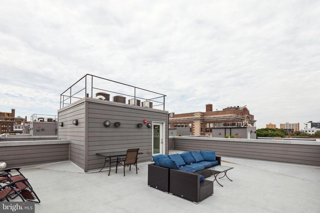 708 S SARTAIN STREET 10 4