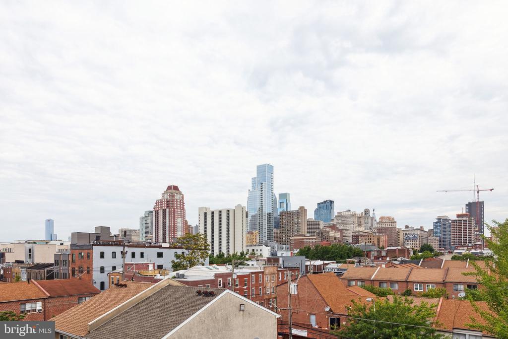 708 S SARTAIN STREET 10 4