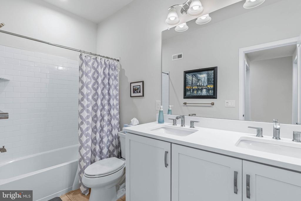 3001 SEDGEVIEW WALK 147