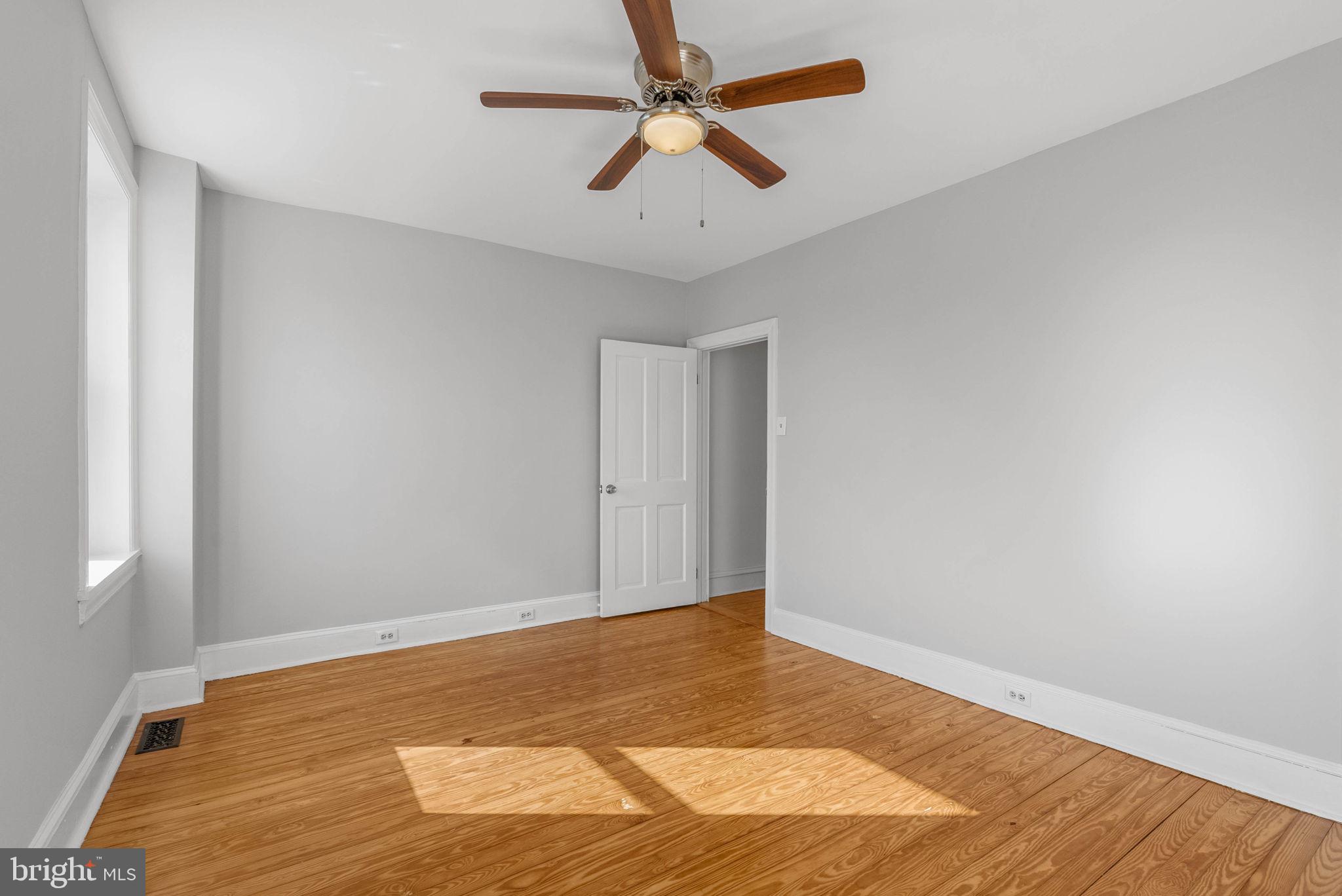 4360 MANAYUNK AVENUE