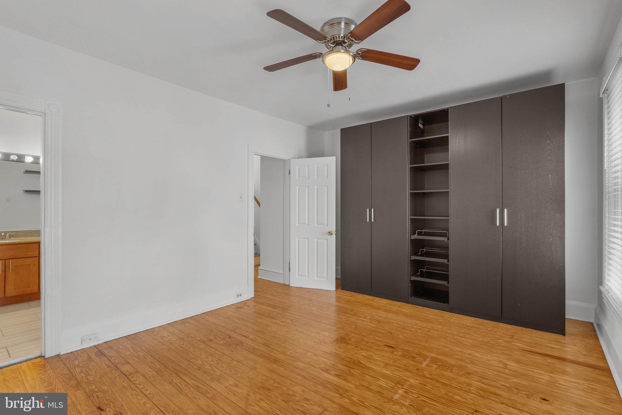 4360 MANAYUNK AVENUE