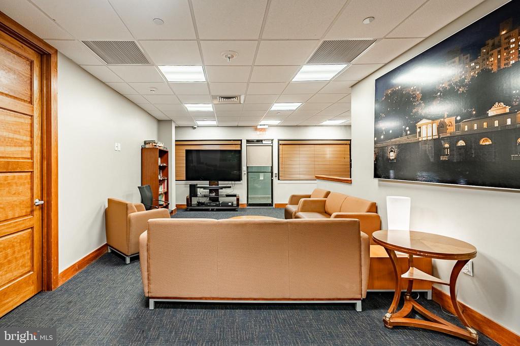 2601 PENNSYLVANIA AVENUE Unit: 1129