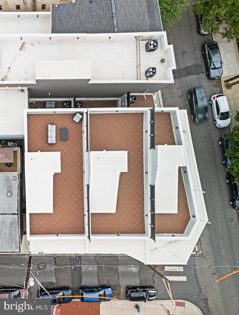 246 MONTROSE STREET