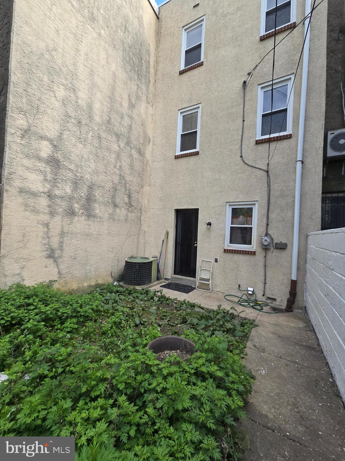 1351 CHRISTIAN STREET