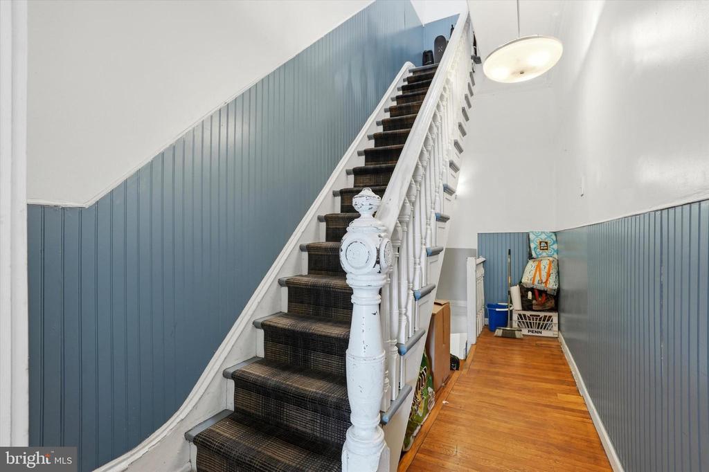 1600 E PASSYUNK AVENUE