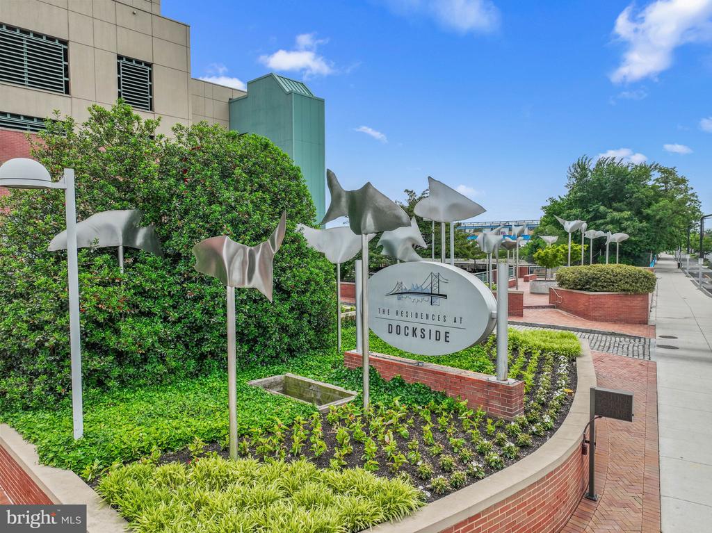 717 S COLUMBUS BOULEVARD 1416