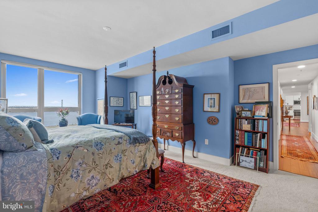 717 S COLUMBUS BOULEVARD 1416