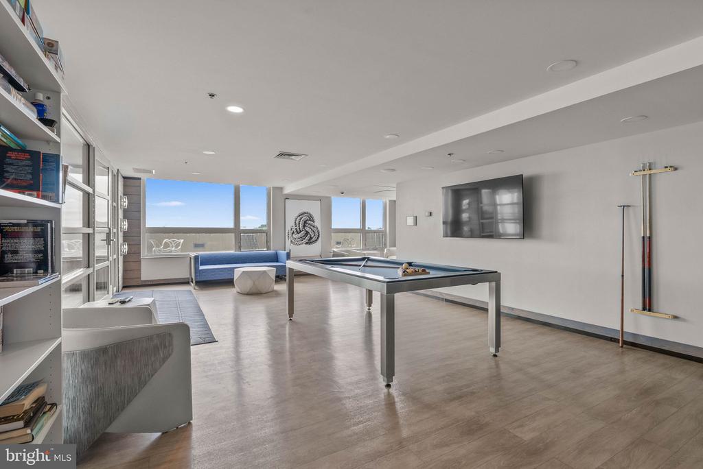 717 S COLUMBUS BOULEVARD 1416