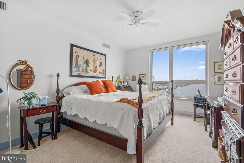 717 S COLUMBUS BOULEVARD 1416