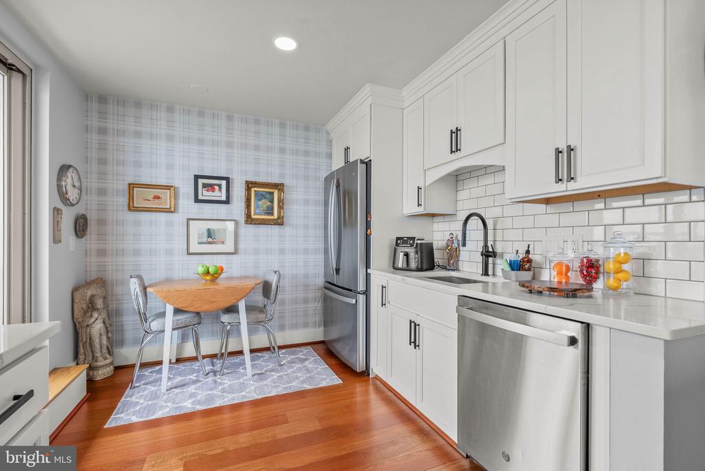 717 S COLUMBUS BOULEVARD 1416