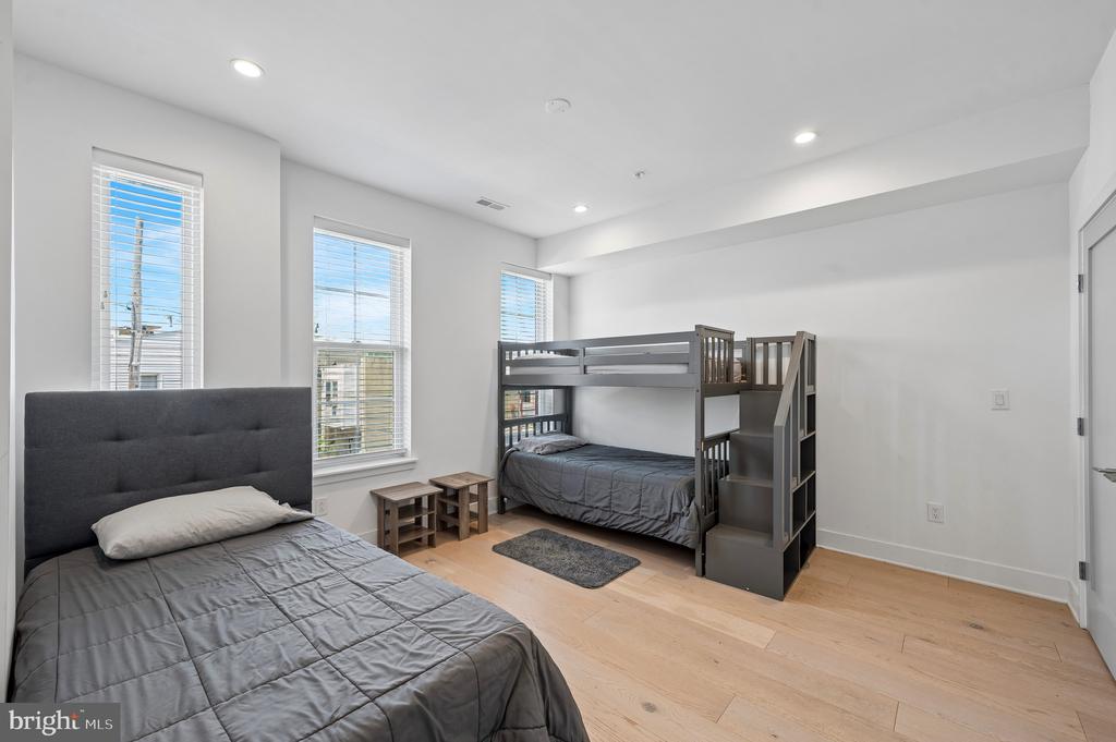 1509 S 31ST STREET