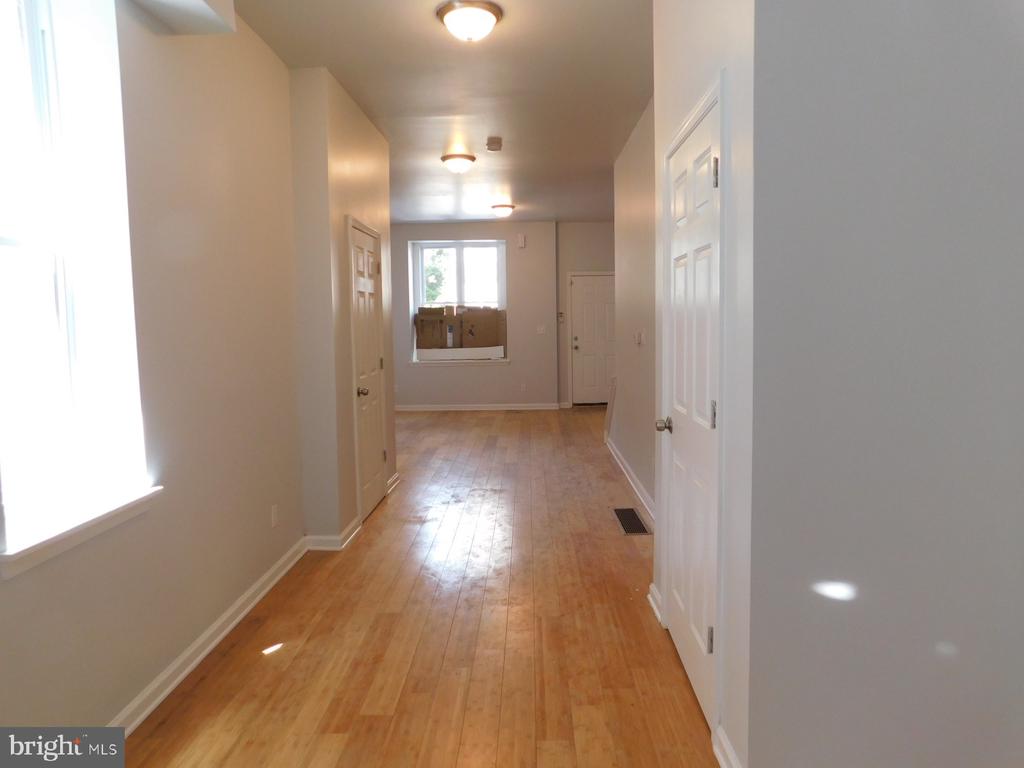 2437 N 19TH STREET
