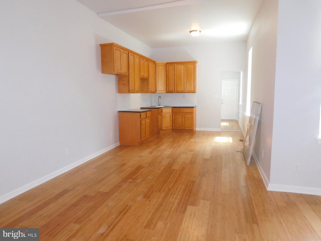 1105 N 42ND STREET