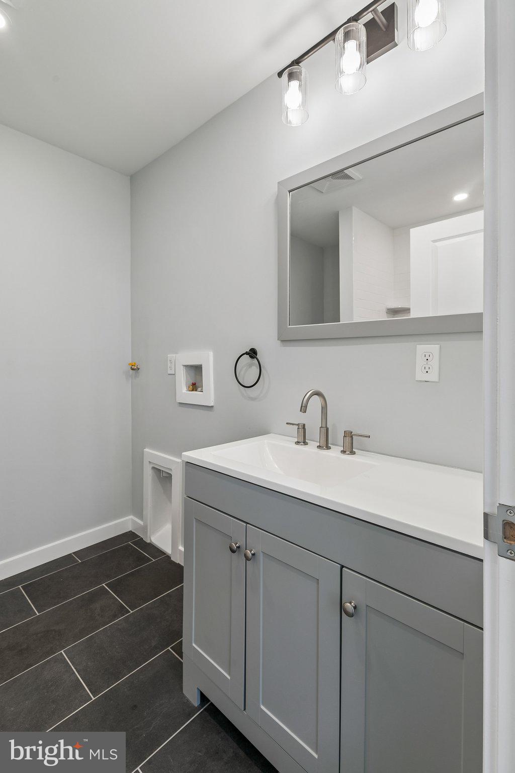 1526 N 58TH STREET 28