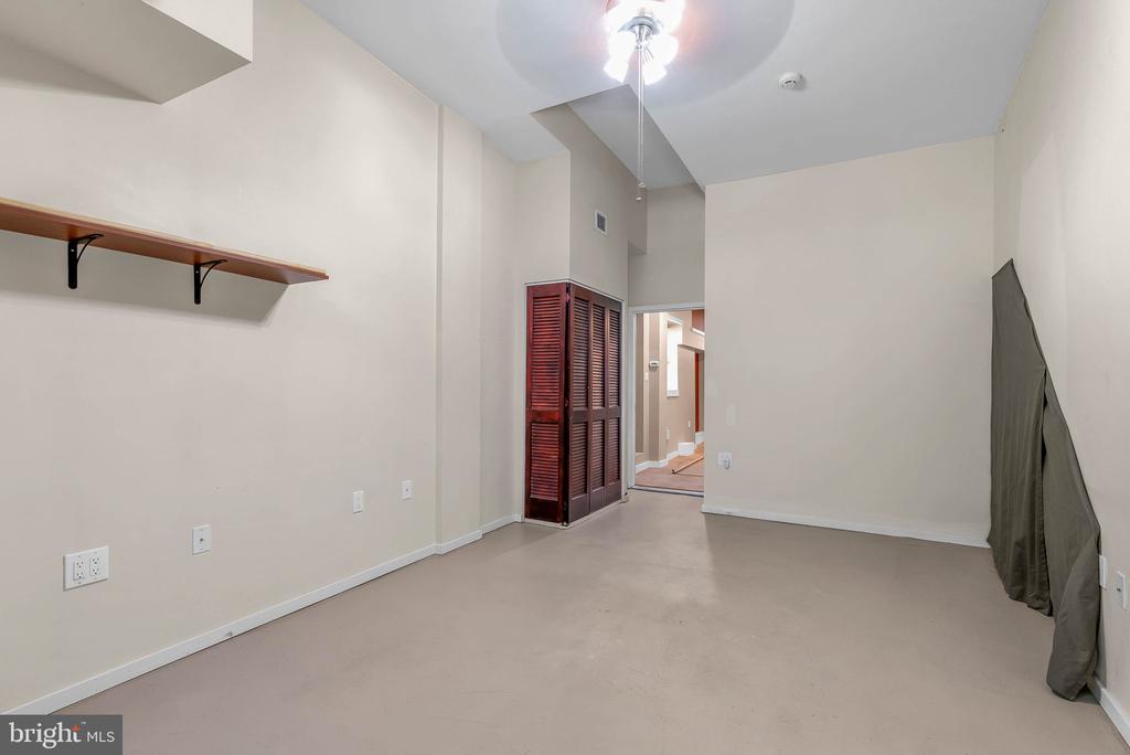 678 N 15TH STREET