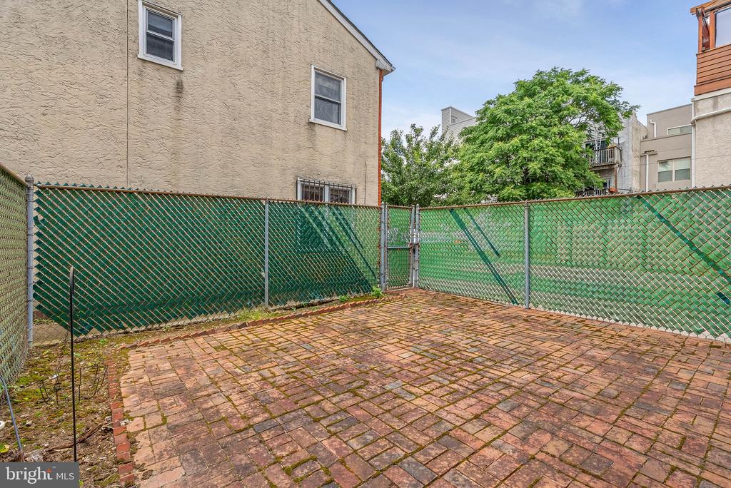 620 S 11TH STREET A