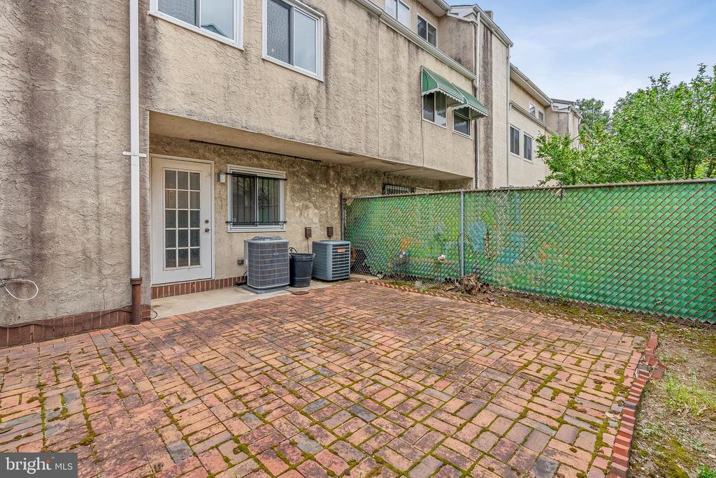 620 S 11TH STREET A