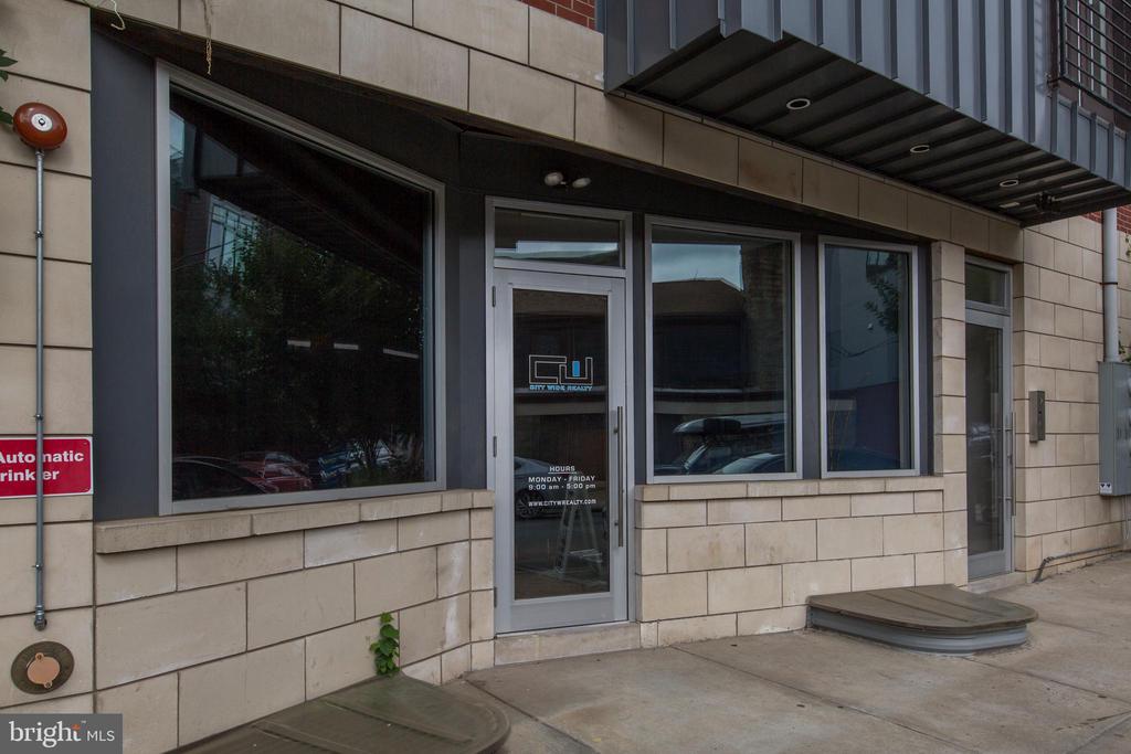 808 N 4TH STREET
