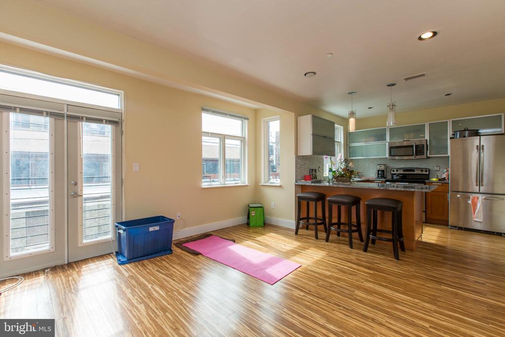 808 N 4TH STREET