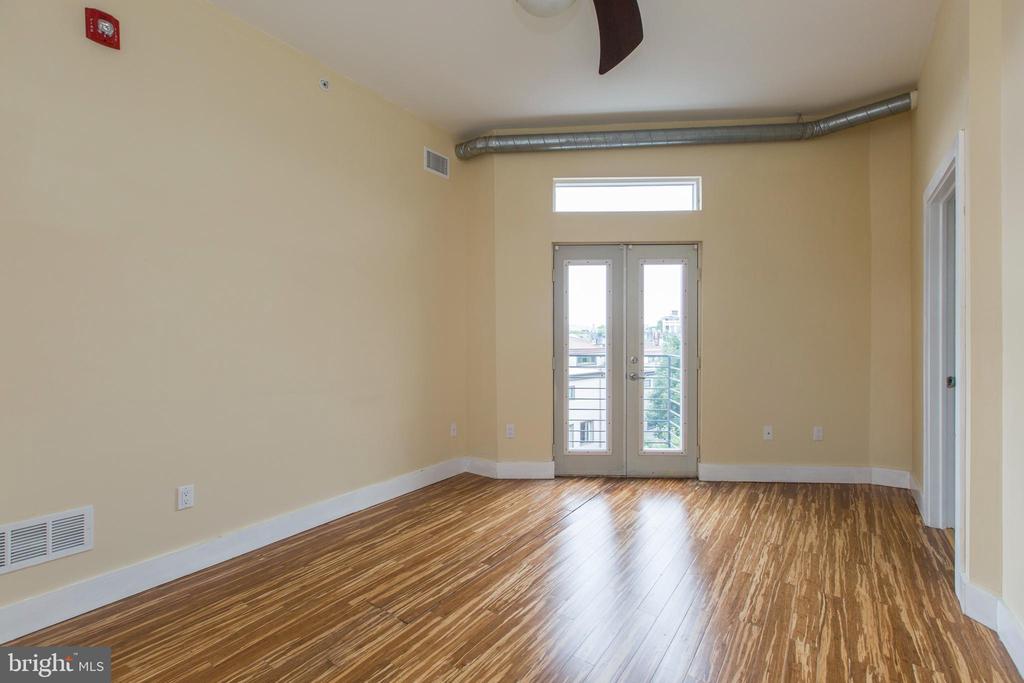 808 N 4TH STREET