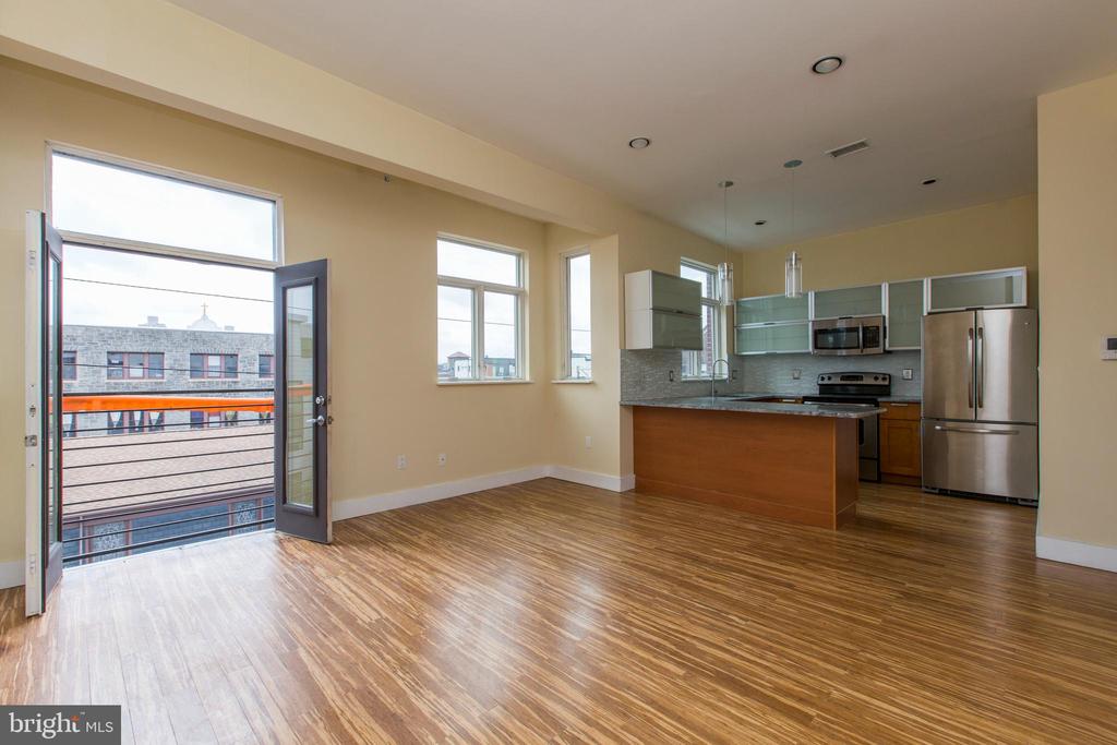 808 N 4TH STREET