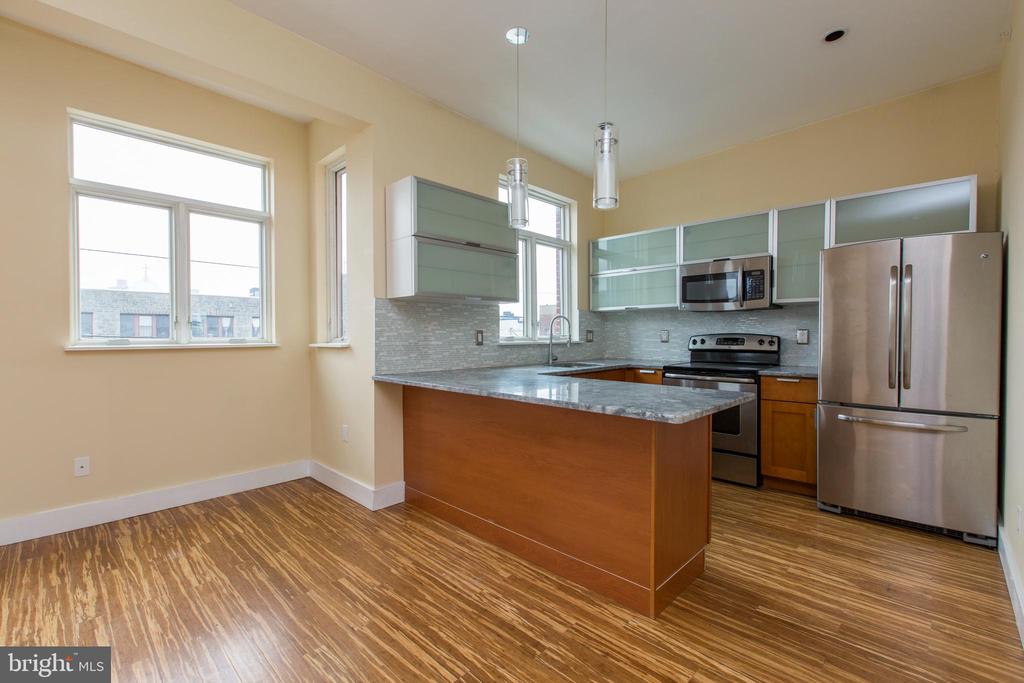 808 N 4TH STREET