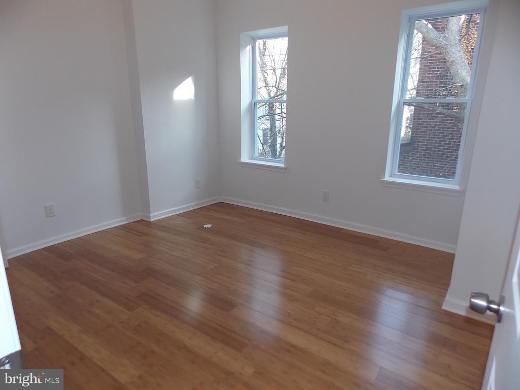 107 N 52ND STREET