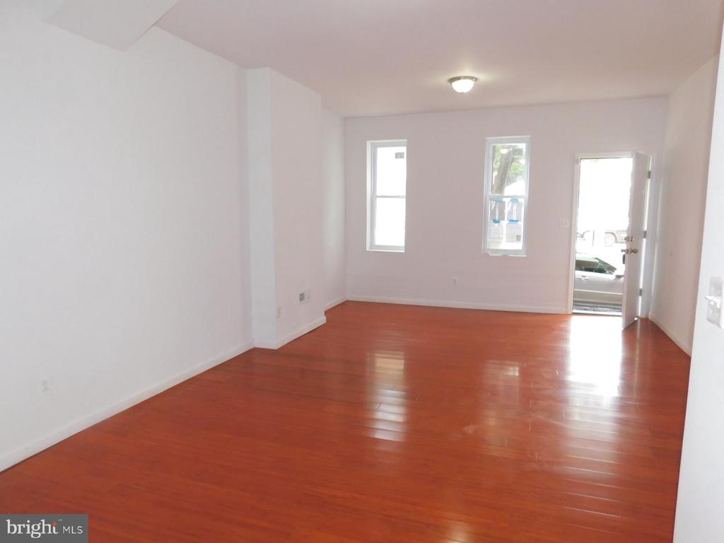 433 N 50TH STREET