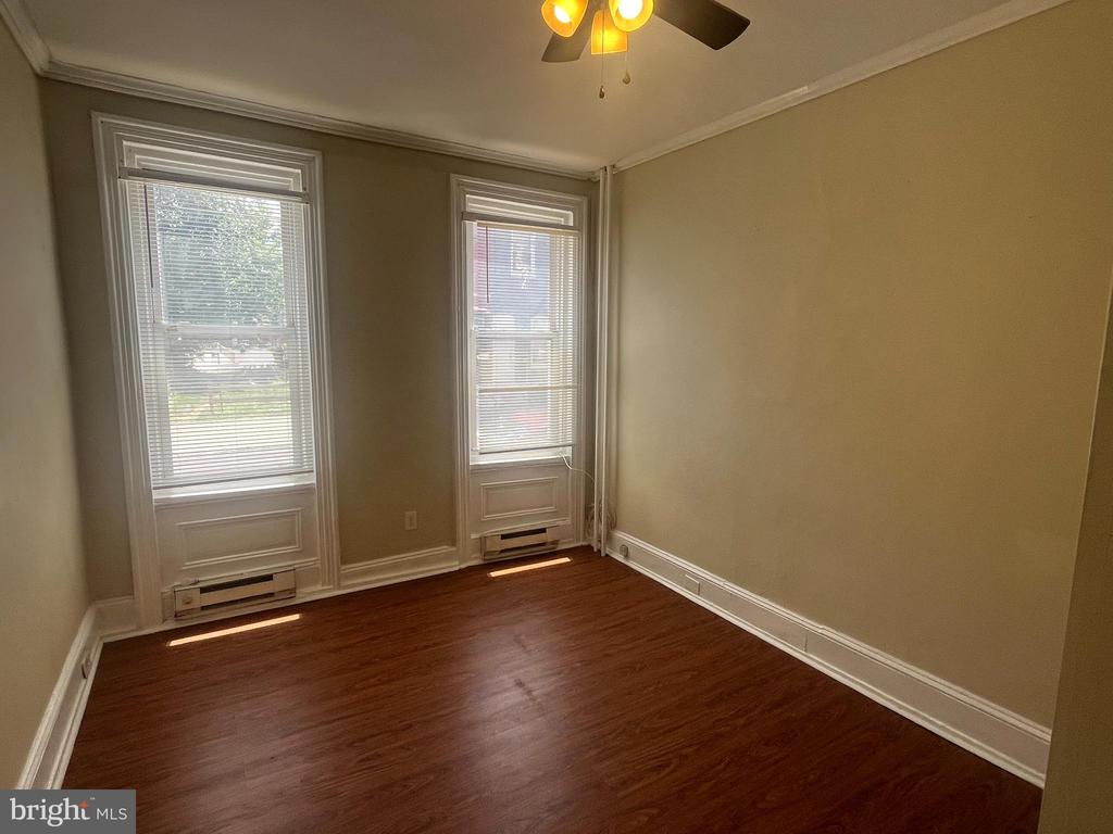 2023 W OXFORD STREET 1