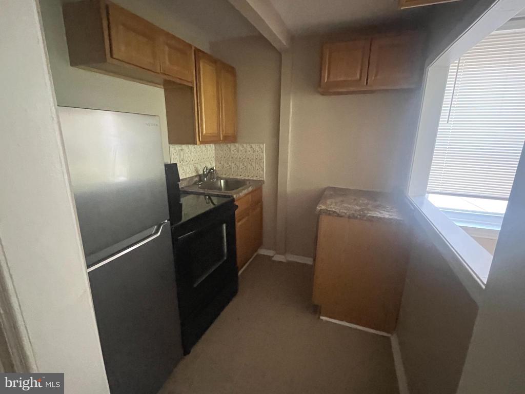 2023 W OXFORD STREET 2