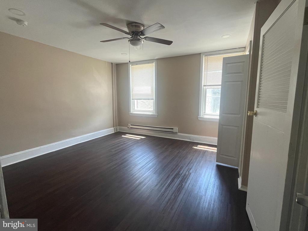 2023 W OXFORD STREET 2