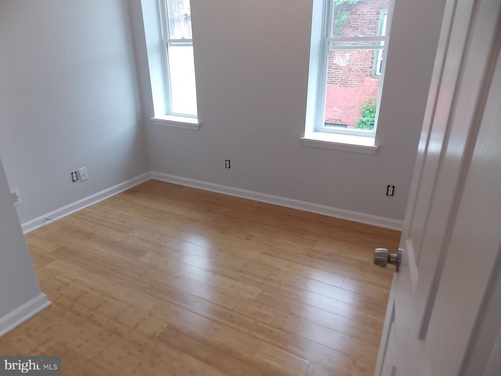 1658 S 54TH STREET