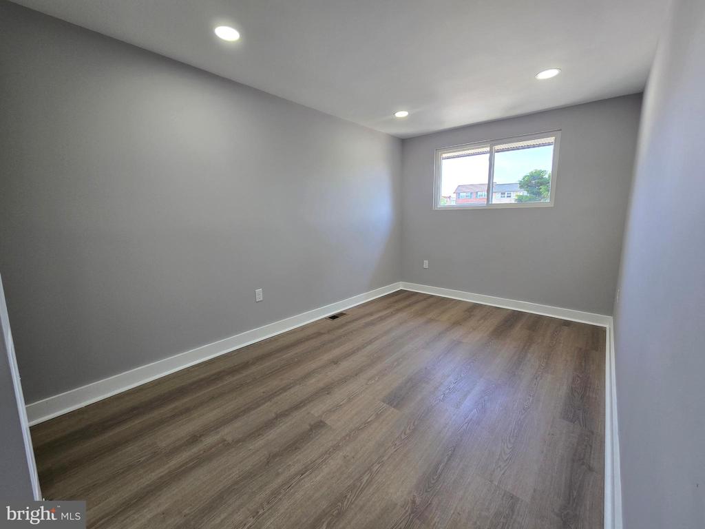 1426 DONDILL PLACE