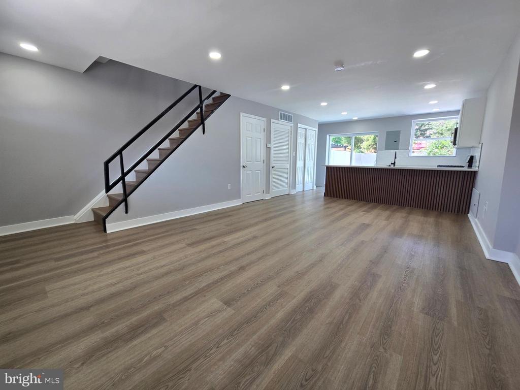 1426 DONDILL PLACE