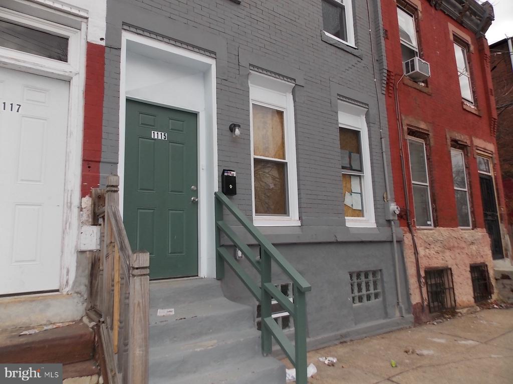1115 W CUMBERLAND STREET