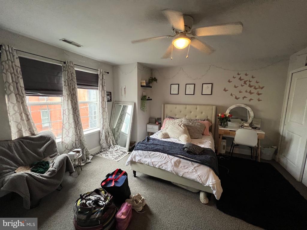 1803 W BERKS