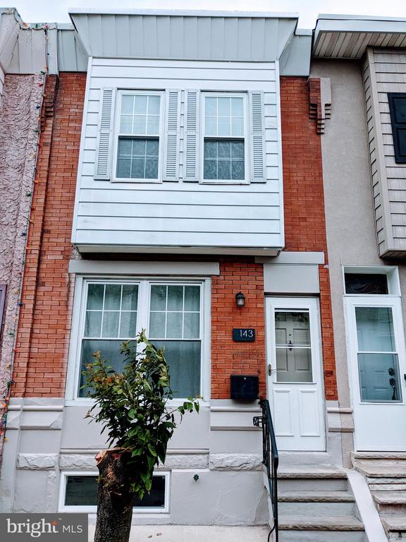 143 GLADSTONE STREET