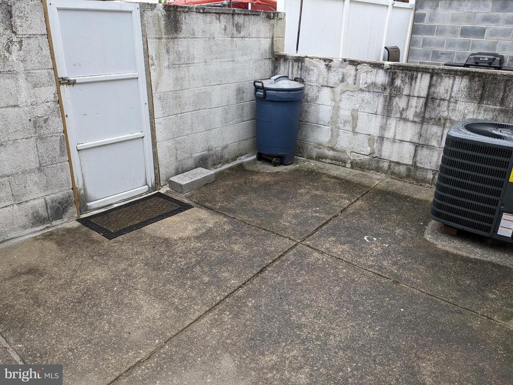 143 GLADSTONE STREET