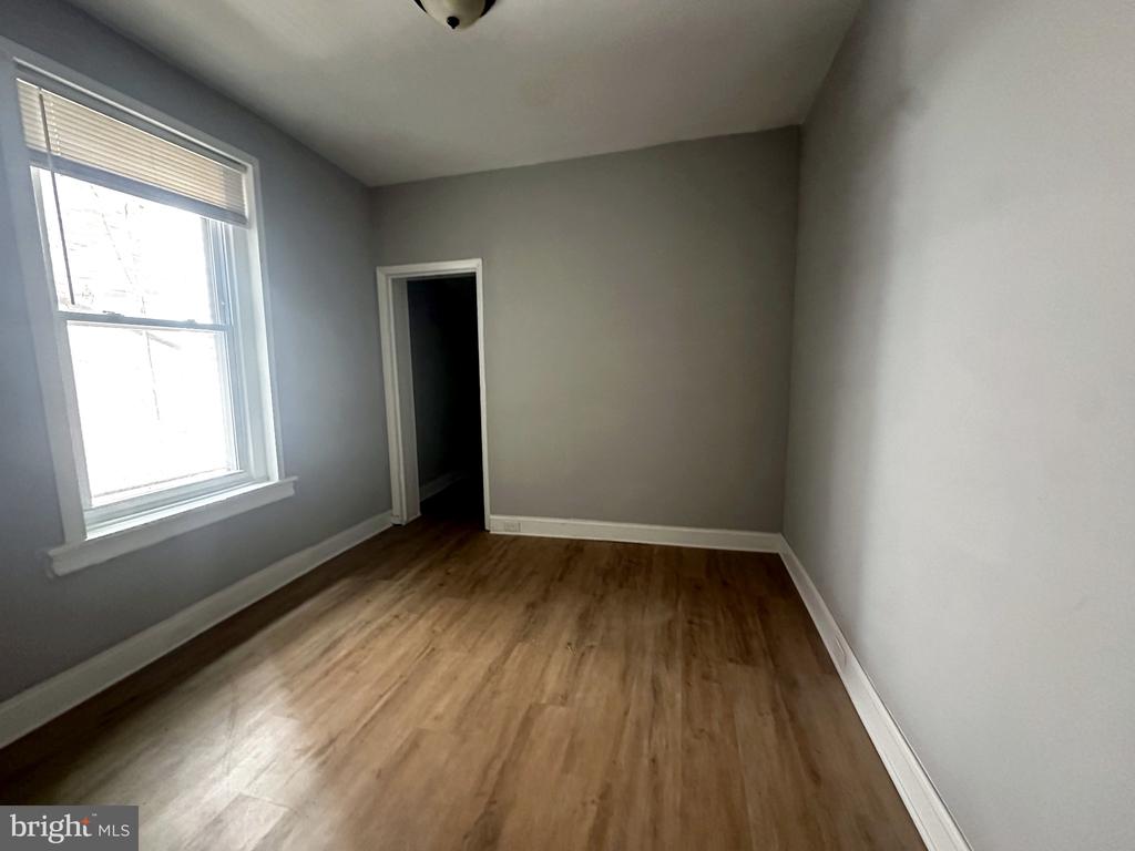 6041 HAZEL AVENUE Unit: 1