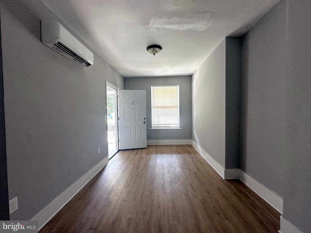 6041 HAZEL AVENUE Unit: 1