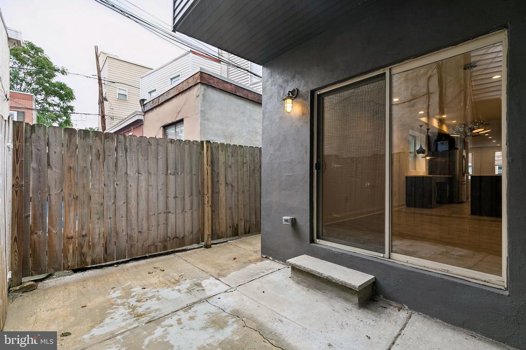 1818 S 4TH STREET