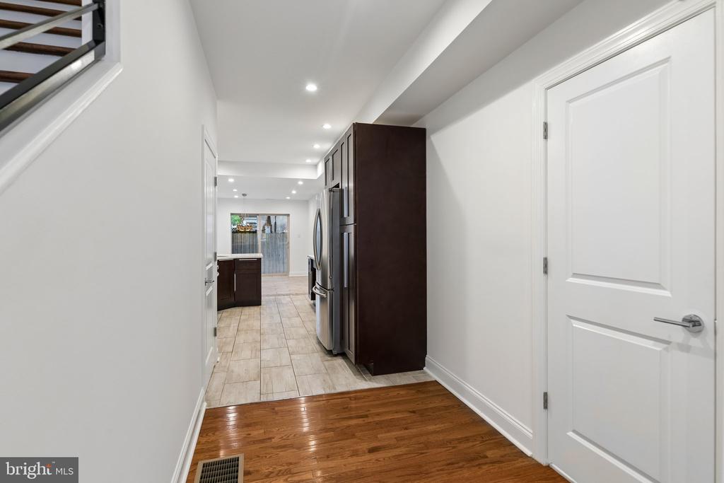 1818 S 4TH STREET