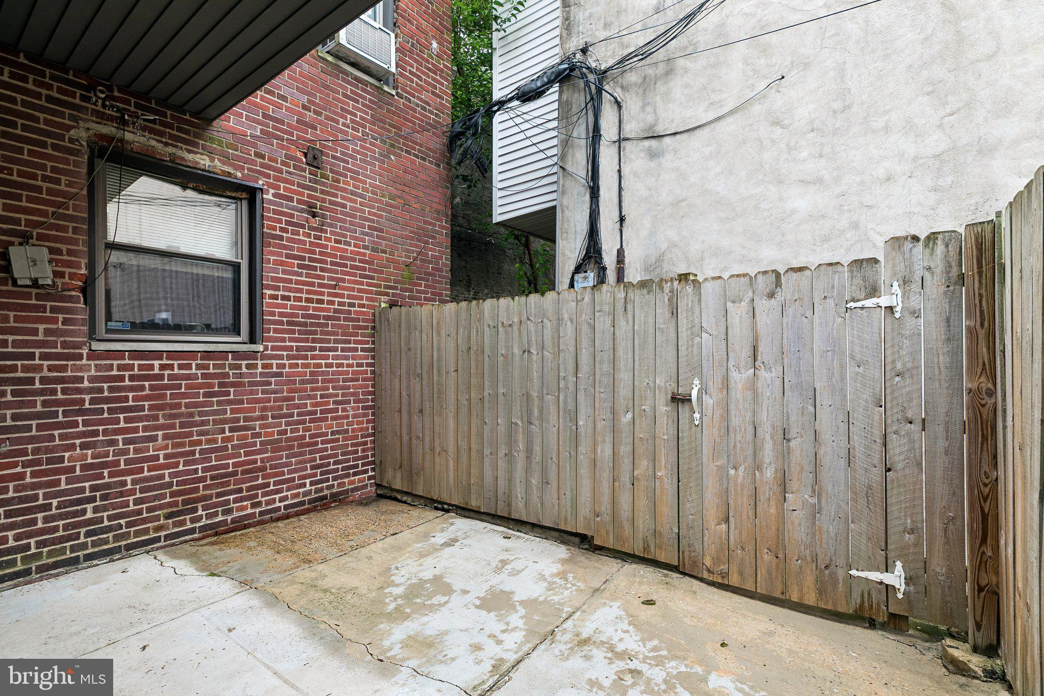 1818 S 4TH STREET