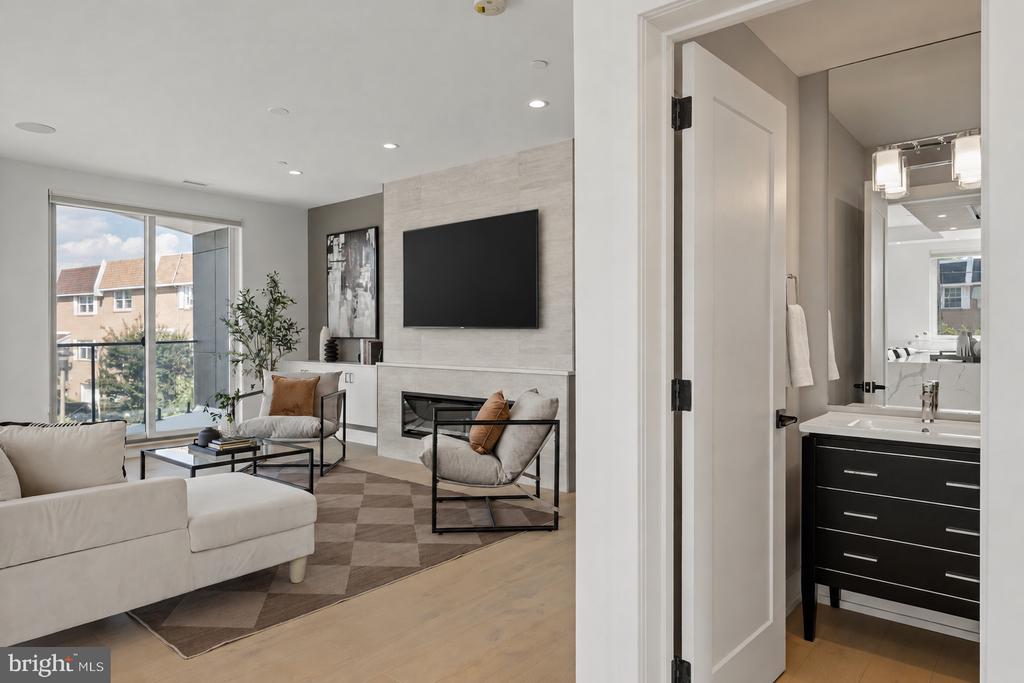 527 BROWN STREET